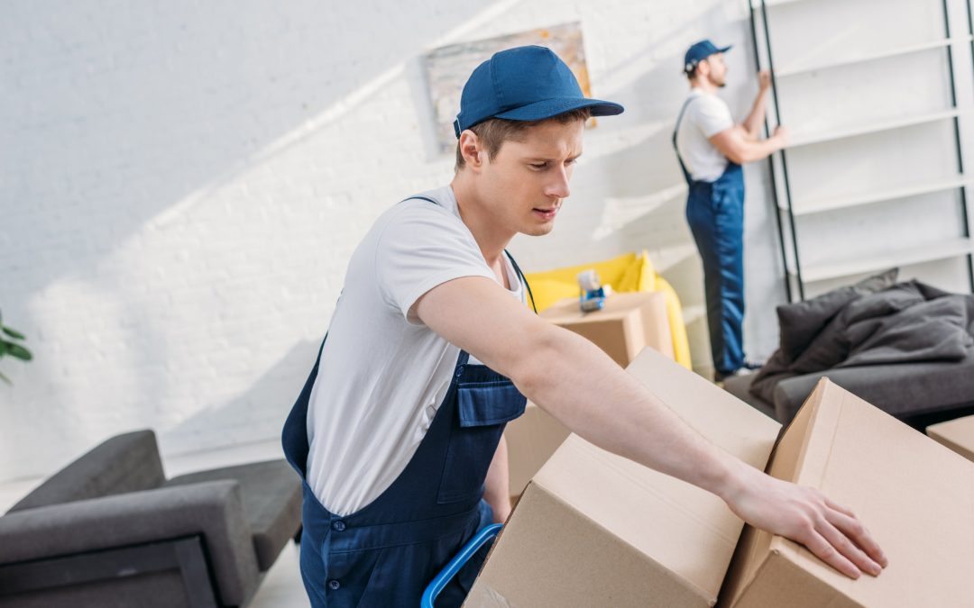 Know When to Book the Movers Before You Move